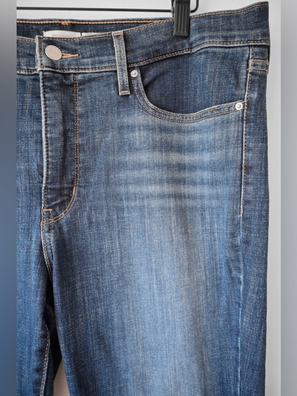 Levi's Jeans 311 Shaping Denim, Great Condition - Picture 2 of 4